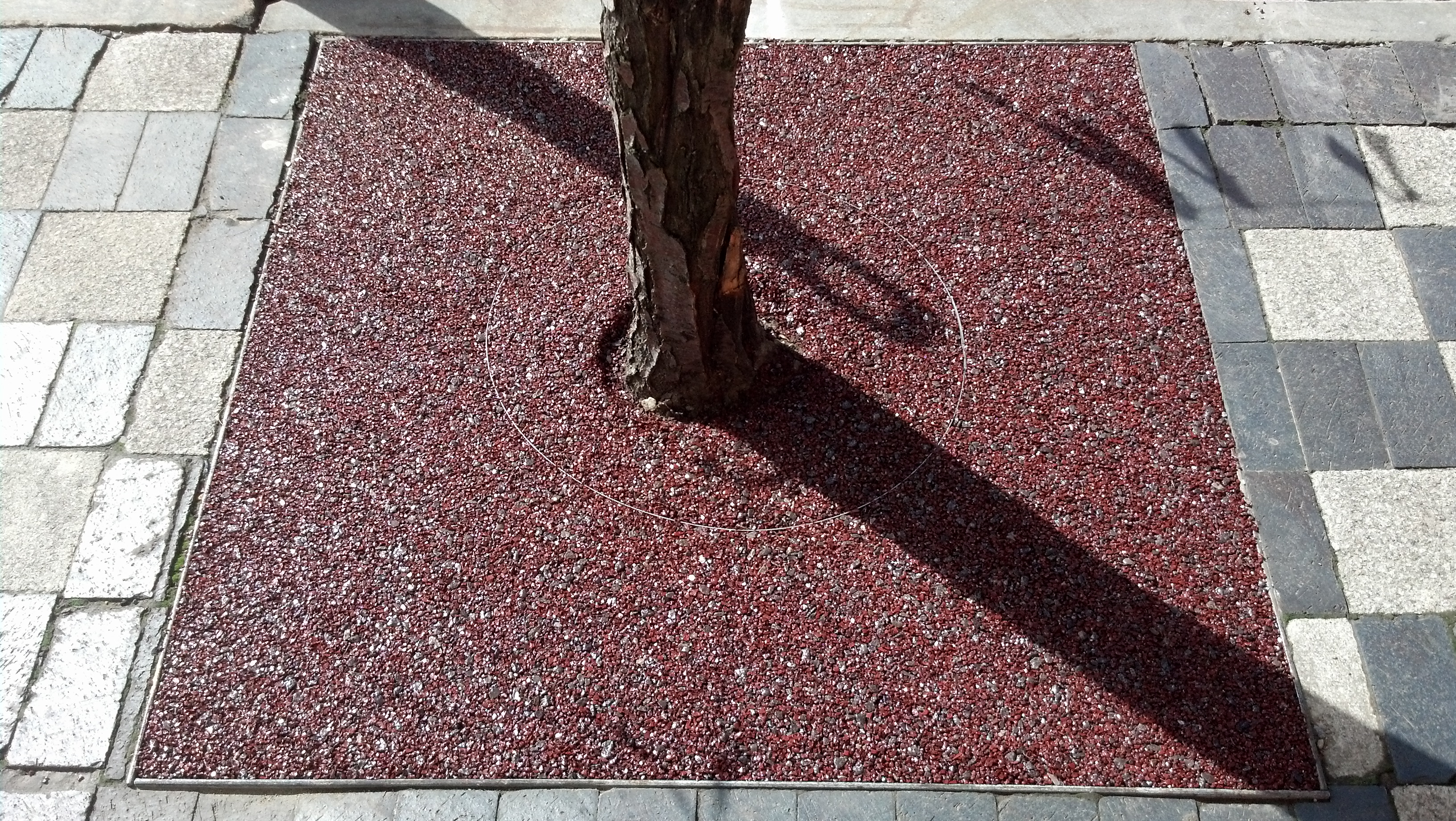 Flexi-Pave tree surround